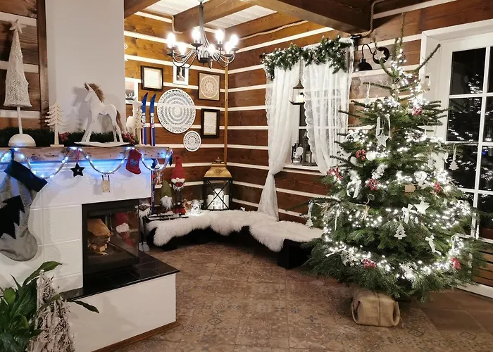 シャレー Gorska Latarnia ミエンジグジェ